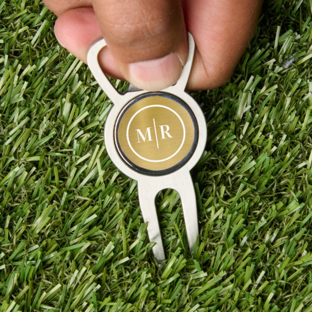 Gold White Metallic Monogram Initial Golf Divot Tool (Insitu 1)