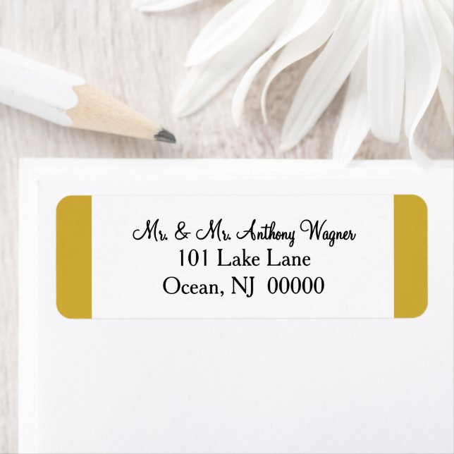 Gold White Wedding Label (Insitu)