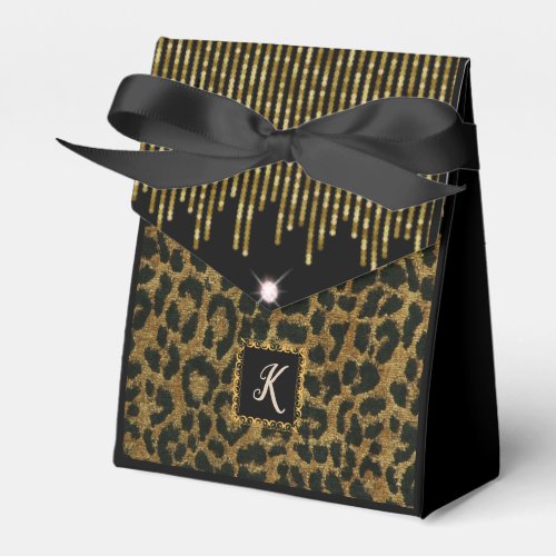 Golden and Maculate Favor Boxes