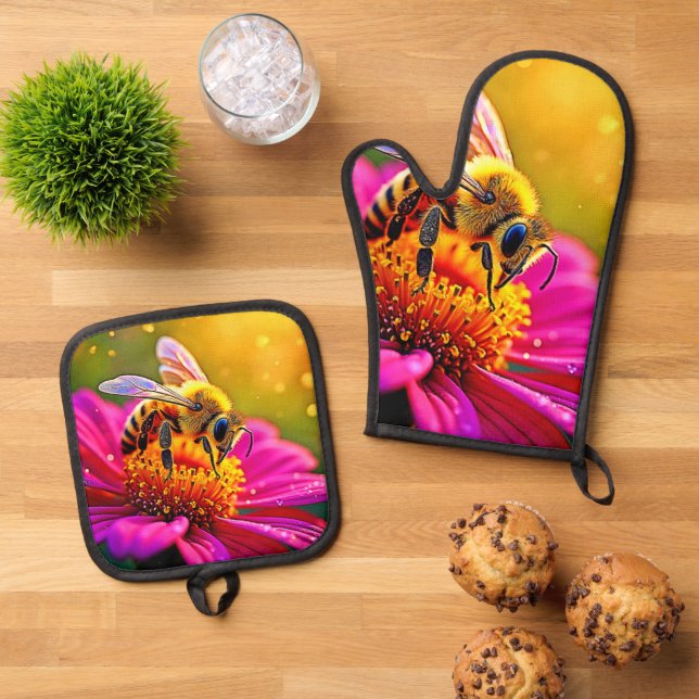 Golden Bee Flower Magic Light Design Oven Mitt & Pot Holder Set (Top Down)