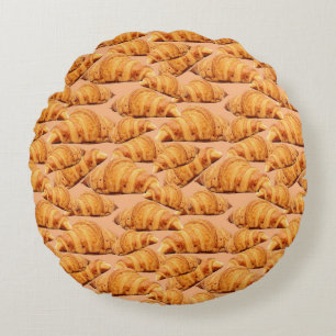 Golden croissant, bakery seamless pattern. round pillow