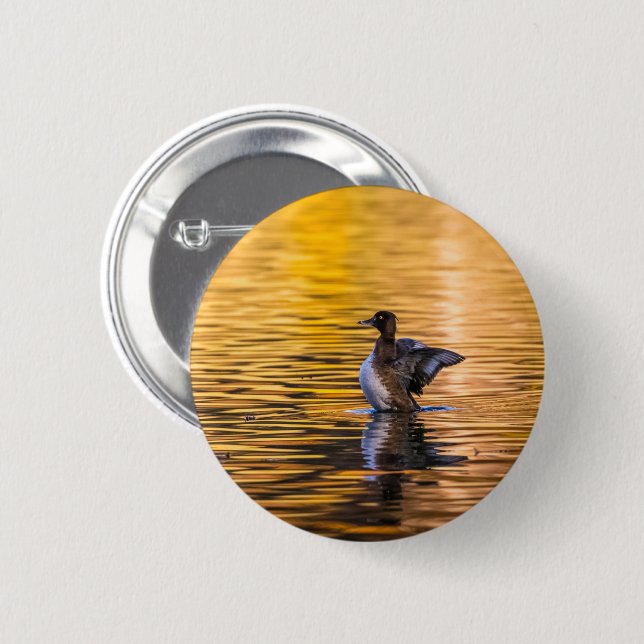 Golden eye on a golden lake button (Front & Back)