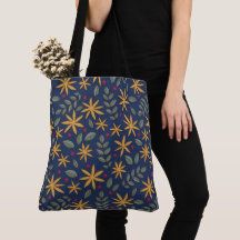 Golden Floral Pattern Botanical Design