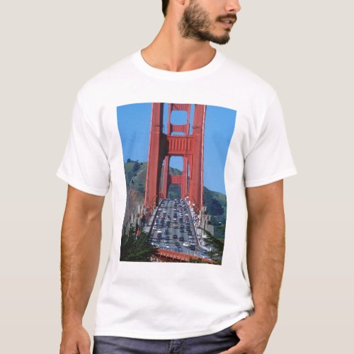 Golden Gate bridge and San Francisco Bay T_Shirt