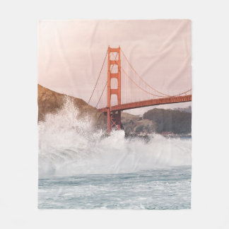 GOLDEN GATE BRIDGE FLEECE BLANKET