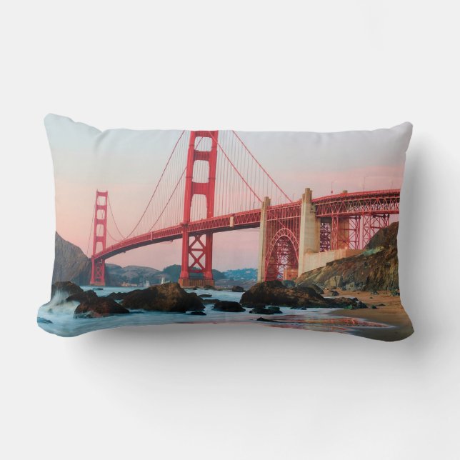 Golden gate bridge throw pillow (Front)