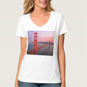 Golden gate bridge throw pillow T-Shirt