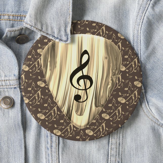 Golden Music Pick – Treble Clef Art Button (In Situ)
