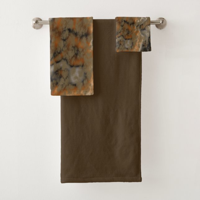 Golden Olive Abstract Bath Towel Set (Insitu)