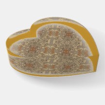 Golden pattern HEART