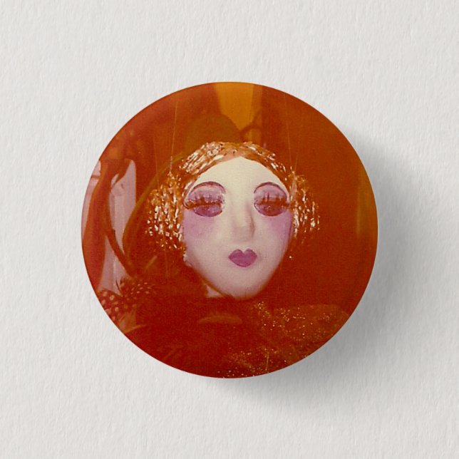 Golden portrait pinback button (Front)