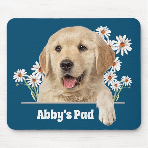 Golden Retriever and Daisies Mouse Pad