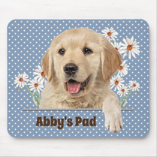 Golden Retriever and Daisies Mouse Pad