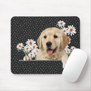 Golden Retriever and Daisies    Mouse Pad