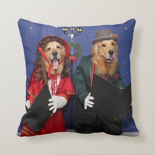 christmas pillow with golden retriever