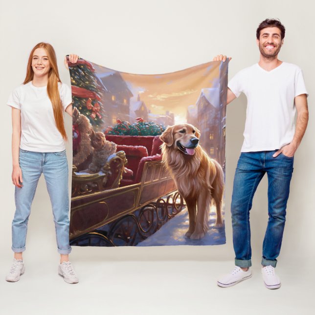 Golden Retriever Christmas Festive Season  Fleece Blanket (In Situ)