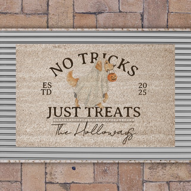 Golden Retriever Halloween Ghost Illustration Fiber Doormat (Welcome guests to your spooky, treat filled home with this Halloween Ghost Golden Retriever Rug!)