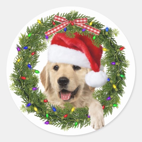 Golden Retriever In Christmas Wreath Classic Round Sticker