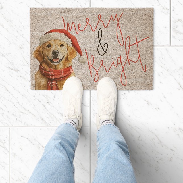 Golden Retriever Merry and Bright Christmas Fiber Doormat (Insitu)