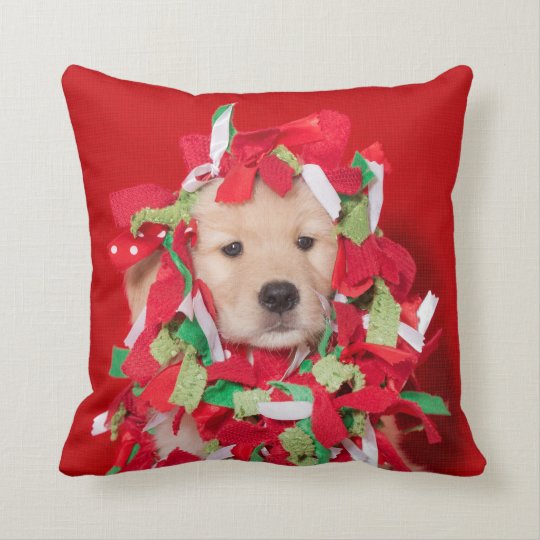 christmas pillow with golden retriever