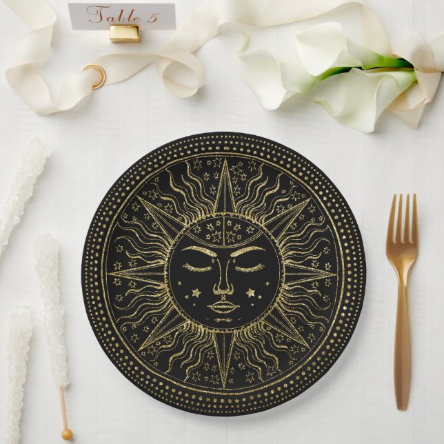 Golden Sun | Elegant Gold Face with Eyes Closed Paper Plates (Wedding)