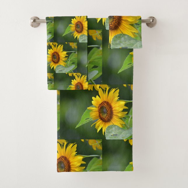 Golden Sunflower Bath Towel Set (Insitu)