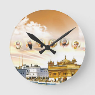 GOLDEN TEMPLE WITH THE SIKH GURUS ROUND CLOCK
