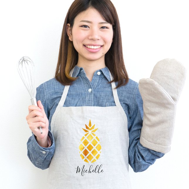 Golden tropical pineapple on white name adult apron (Creator Uploaded)