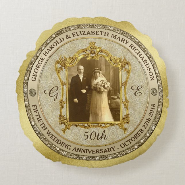 Golden Wedding Anniversary Classic Photo Frame Round Pillow (Front)