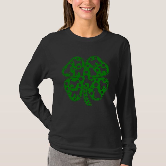 Goldendoodle Dog & Shamrock C Saint Patricks Day   T-Shirt (Front)