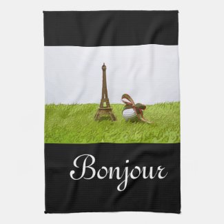 Golf ball with Eiffel Towel on green Bonjour