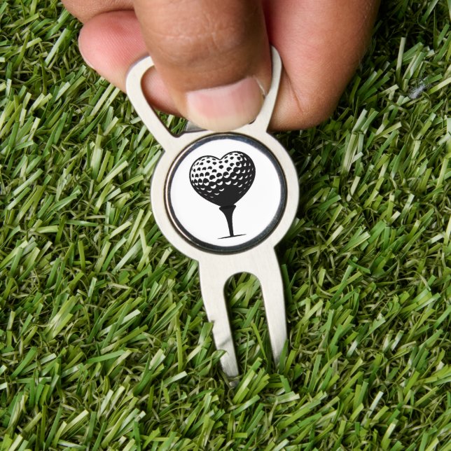 Golf Couples Divot Tool (Insitu 1)