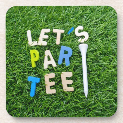 Golf Par tee with word fof golfer party on green Beverage Coaster