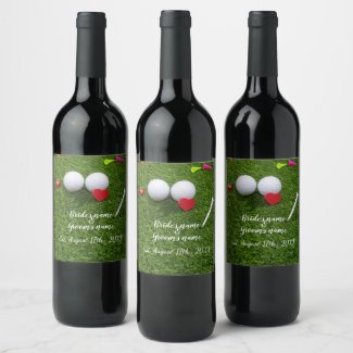 Golf Wedding golf ball and tee with love on green  Wine Label