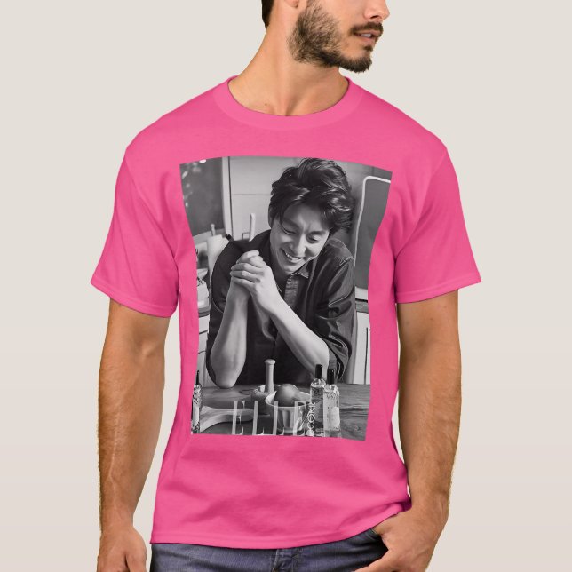 Gong Yoo (7) T-Shirt (Front)