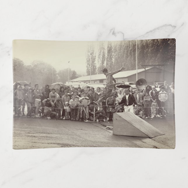 GONZ IN THE RAIN Rolling & Trinket Tray (Front)