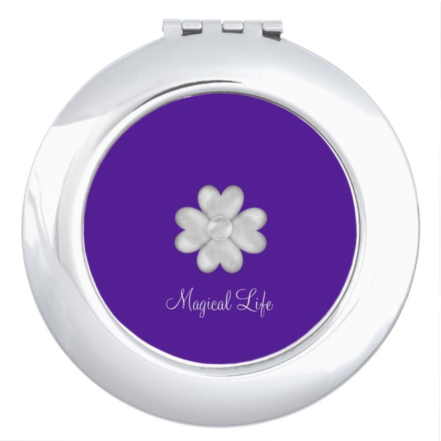 Good Luck Silver Clover Compact Mirror (Front)