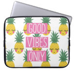 Good Vibes Pineapples Summer Pattern Laptop Sleeve