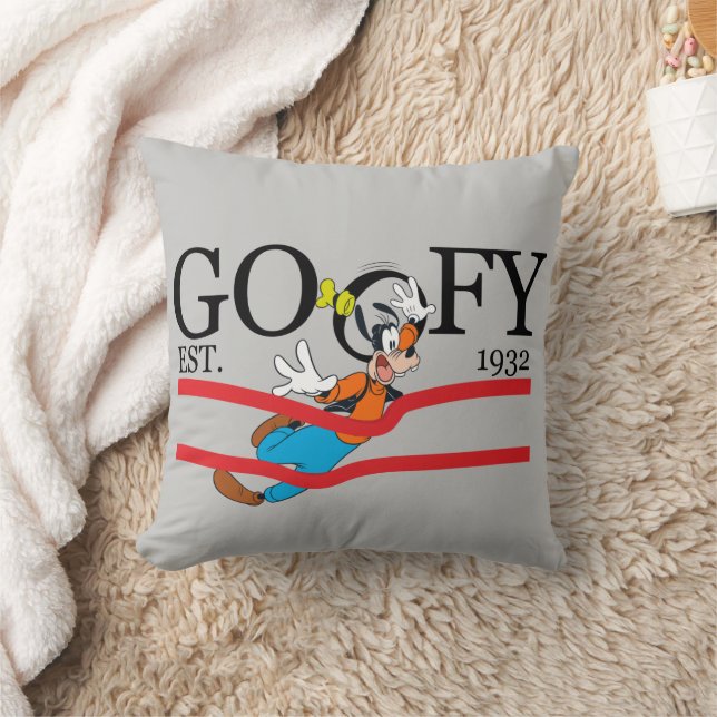 Goofy Est. 1932 Throw Pillow (Blanket)