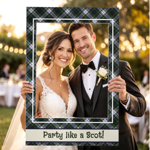 Gordon Dress Modern Original Scottish Tartan Selfie Frame