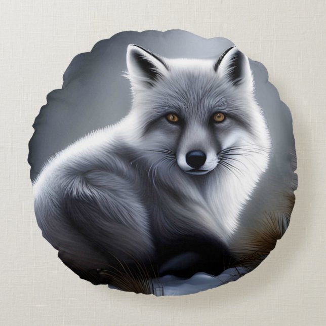 Gorgeous Artic Fox  Round Pillow (Front)