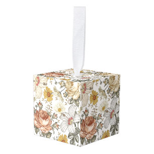 Gorgeous flowers cube ornament