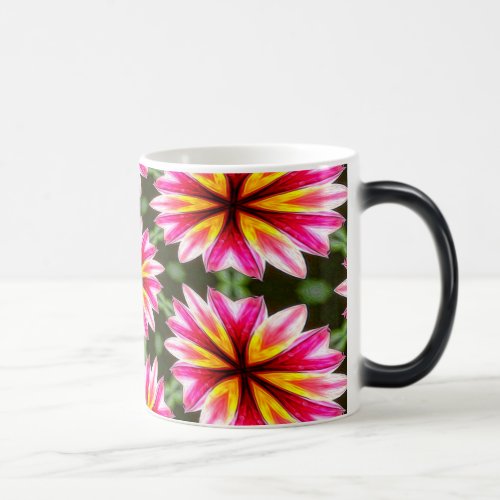 Gorgeous Flowers Pattern Magic Mug