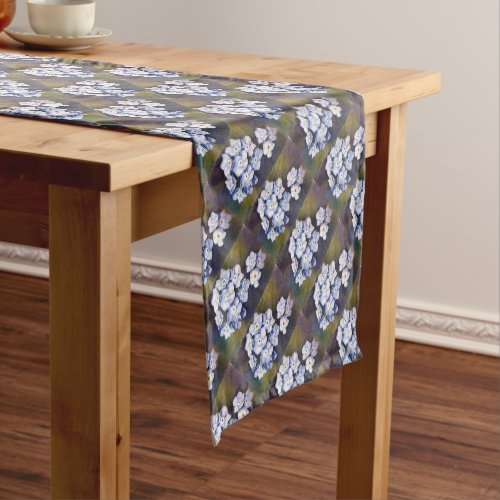 GORGEOUS FORGET_ME_NOTS SHORT TABLE RUNNER
