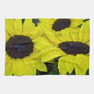 GORGEOUS GARDEN SUNFLOWERS TOWEL