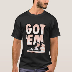 Got Em Sneaker Match 1 Mid Arctic Crimson Tint Ora T-Shirt