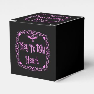 Goth Valentine Key To My Heart Pink