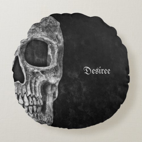 Gothic Half Skull Cool Black And White Grunge Round Pillow