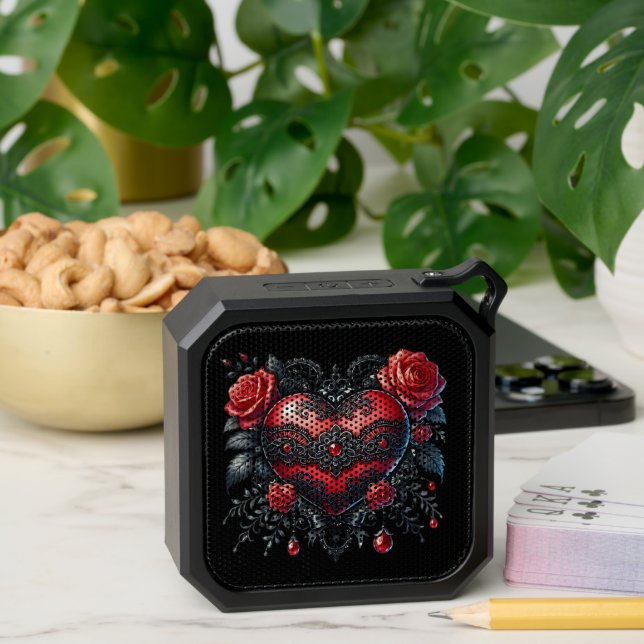 Gothic Heart Valentine Speaker (Insitu(Table))