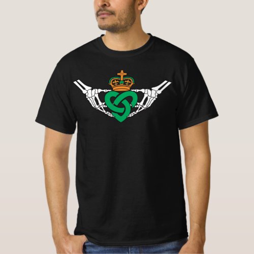 Gothic inspired Claddagh with Knotwork Heart T_Shirt